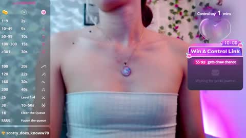 Snapshot of martina5_ chatting on December 24, 2:32 am Martina online show from December 24, 2:32 am