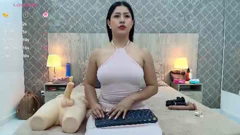 Snapshot of martina_ayala chatting on August 1, 11:20 am Martina online show from August 1, 11:20 am