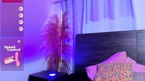 martina mIIler online show from February 15, 12:43 pm