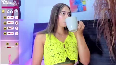 martina mIIler online show from March 3, 12:58 pm