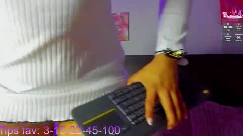 martina mIIler online show from October 8, 12:47 pm