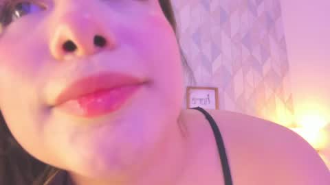 Snapshot of martina_rivera_ chatting on June 6, 11:59 am Martina online show from June 6, 11:59 am