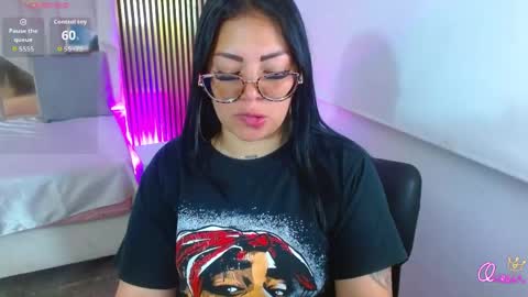 Hey im martina online show from April 28, 3:22 am