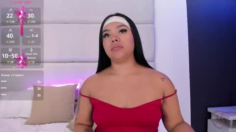 Snapshot of martinagarcia__ chatting on May 27, 1:57 am Martina Garcia online show from May 27, 1:57 am