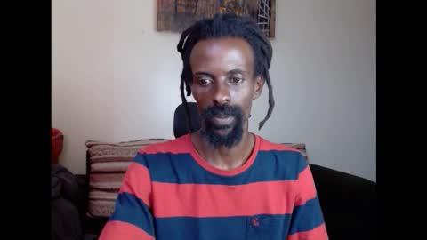 Snapshot of martineznn64 chatting on December 23, 8:45 am martineznn64 online show from December 23, 8:45 am
