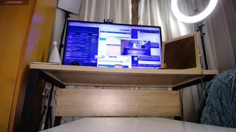 Snapshot of martiniella chatting on December 5, 8:49 pm Antonella Martini online show from December 5, 8:49 pm