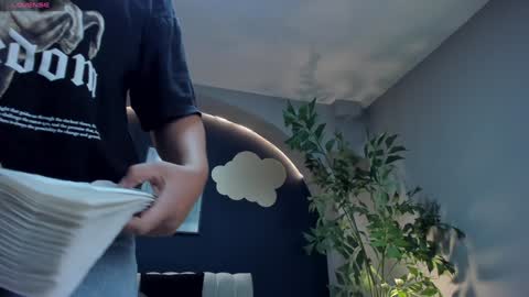 Snapshot of martinnabonnet chatting on February 3, 10:25 am Martinna Bonnet online show from February 3, 10:25 am