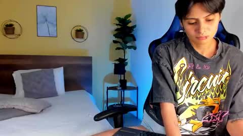 Snapshot of martinnagreco chatting on November 10, 8:52 pm Martina and Anastasia online show from November 10, 8:52 pm