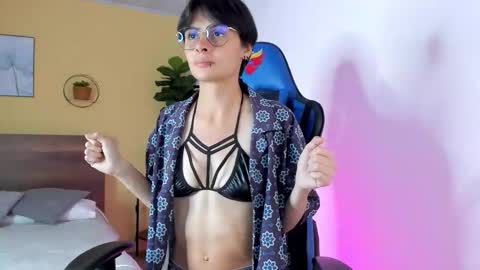 Snapshot of martinnagreco chatting on November 20, 10:53 pm Martina and Anastasia online show from November 20, 10:53 pm