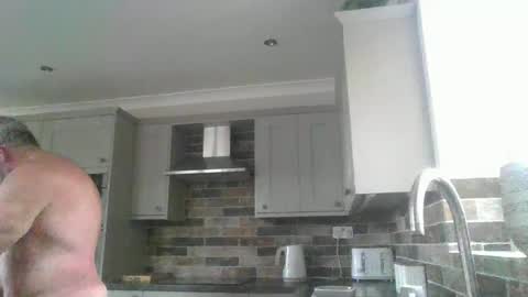 Snapshot of martinrgbxxxx chatting on June 17, 7:44 am martinrgbxxxx online show from June 17, 7:44 am