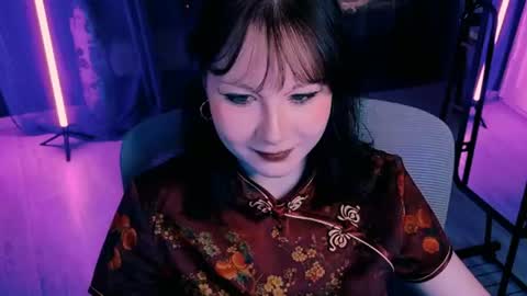 Snapshot of marty_bree chatting on June 18, 5:17 pm Nancy online show from June 18, 5:17 pm