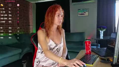 Maru Roche online show from August 8, 1:57 pm