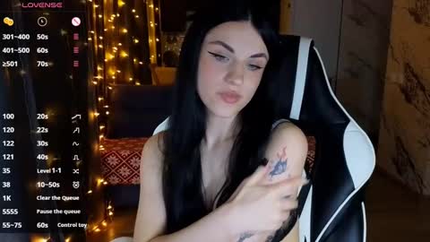 Maria online show from December 9, 2:39 pm