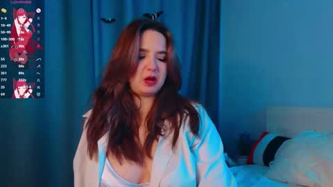 mary_broks online show from November 5, 7:41 am