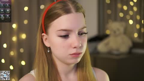 Mary online show from December 20, 6:19 am