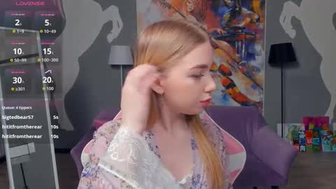 Mary online show from October 30, 10:16 am