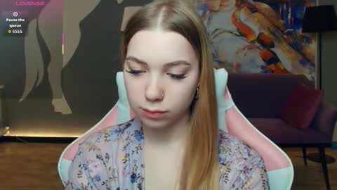 Mary online show from December 18, 11:05 am