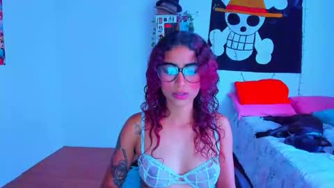 Snapshot of mary_jane1_ chatting on May 4, 10:39 pm mary online show from May 4, 10:39 pm