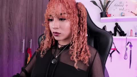 Snapshot of mary_jane_lovers chatting on December 17, 7:15 pm Mary Jane online show from December 17, 7:15 pm