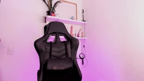 Snapshot of mary_jane_lovers chatting on January 17, 3:32 pm Mary Jane online show from January 17, 3:32 pm