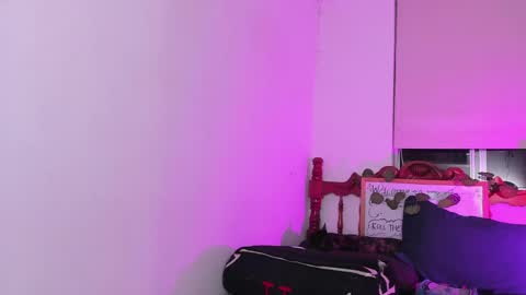 Mary Jane  online show from April 6, 11:38 pm