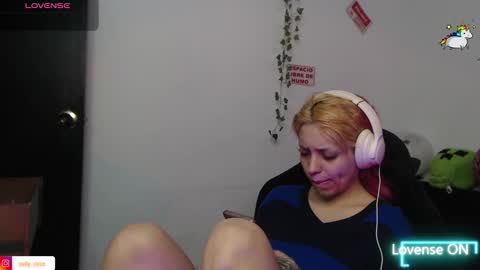                      100   online show from December 2, 3:29 pm