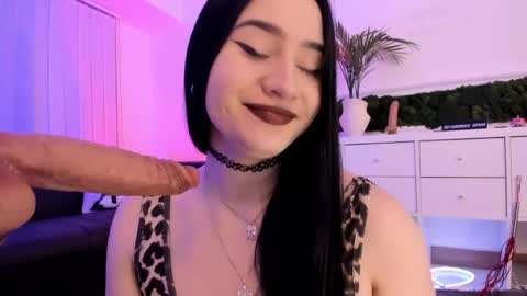 Mary online show from April 24, 6:27 am
