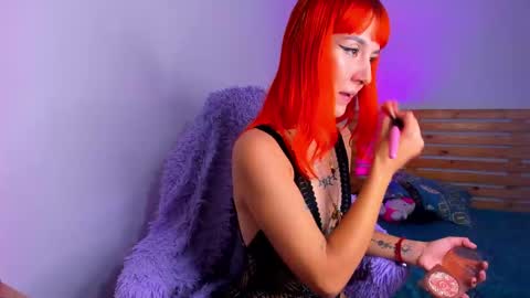 mary_magic online show from February 17, 3:15 am