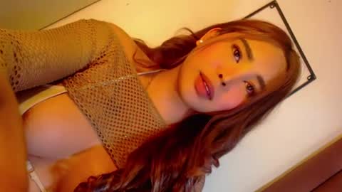 Snapshot of mary_me_babyxx chatting on June 11, 5:33 pm ANGEL CABALLERO online show from June 11, 5:33 pm