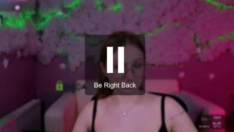 Mary online show from March 6, 9:11 pm