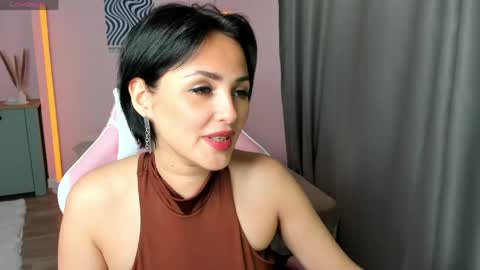 Mary online show from April 30, 2:18 am