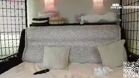 Snapshot of mary_shake chatting on July 28, 12:18 am Mary online show from July 28, 12:18 am