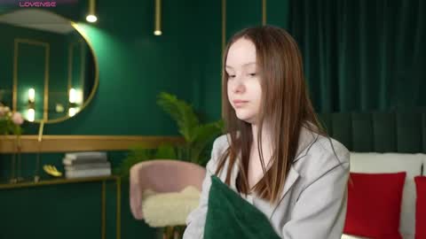 yours fetish mary online show from May 31, 4:09 am