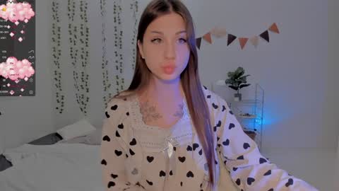 Maryana online show from December 11, 7:25 pm