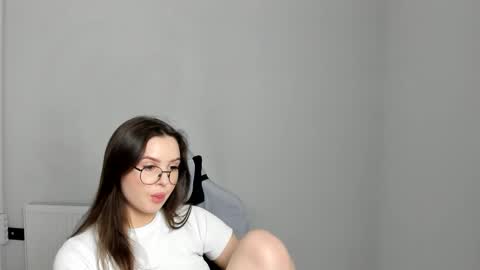 Alice online show from May 6, 11:26 am