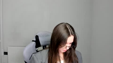 Alice online show from May 26, 7:04 am