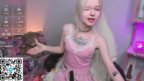 Snapshot of mary_wester chatting on May 20, 11:55 pm Mary online show from May 20, 11:55 pm