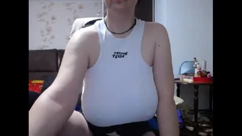 Snapshot of mary_x chatting on February 26, 7:31 am Mary online show from February 26, 7:31 am