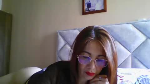 Snapshot of maryamgirl08 chatting on June 4, 3:40 pm Engracia online show from June 4, 3:40 pm