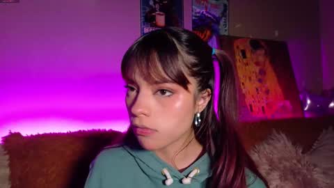     online show from February 6, 7:12 am