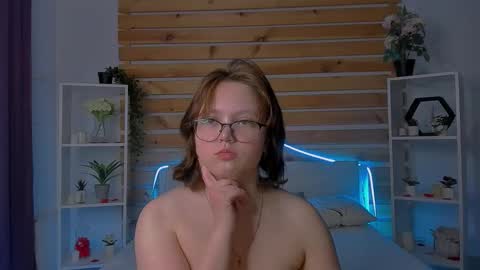 marybryantt online show from February 13, 1:34 am