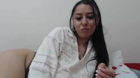 maryem online show from March 11, 1:06 pm