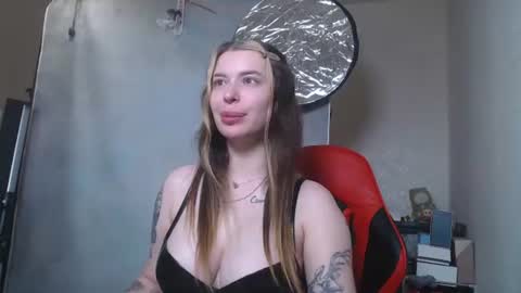 maryh0tlove online show from July 18, 10:19 am