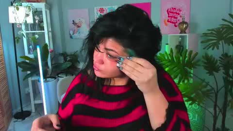 Mary online show from November 5, 2:33 am