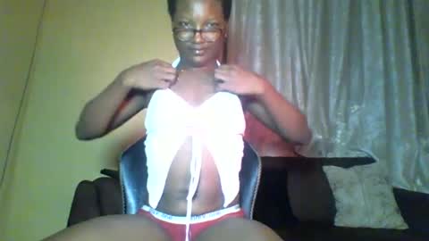 Snapshot of maryjane419 chatting on July 16, 2:39 am maryjane online show from July 16, 2:39 am