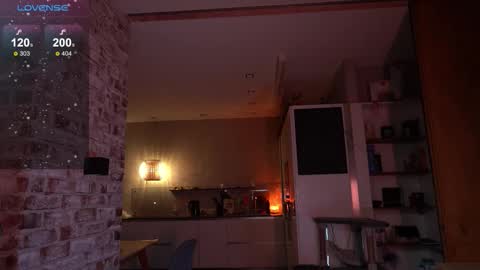 Snapshot of maryjane_bong chatting on November 21, 6:01 am My name is Jane and Im Bisexual online show from November 21, 6:01 am