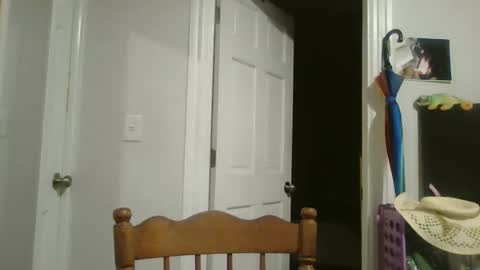 maryjaneflowers online show from February 11, 10:59 am