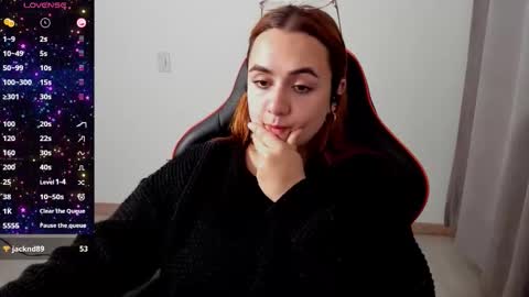 Snapshot of maryluna95 chatting on October 29, 2:58 am Dulce Maria online show from October 29, 2:58 am