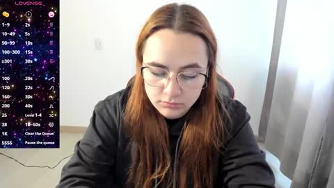 Snapshot of maryluna95 chatting on October 30, 3:57 pm Dulce Maria online show from October 30, 3:57 pm