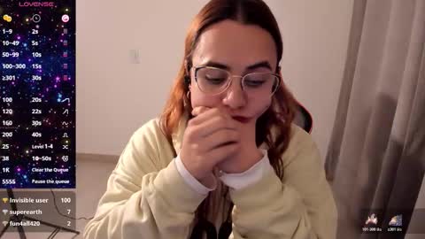 Snapshot of maryluna95 chatting on November 7, 2:44 am Dulce Maria online show from November 7, 2:44 am